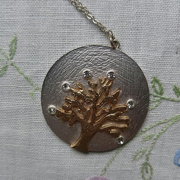 Tree of Life Long Necklace - Picture 4 of 7